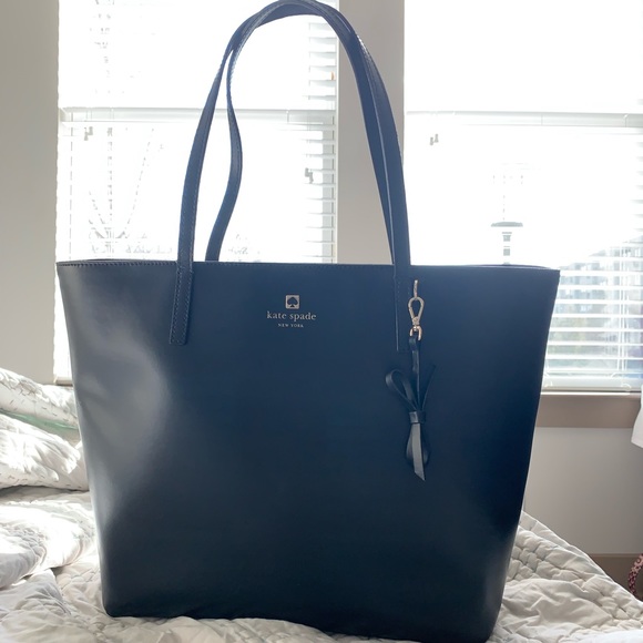 kate spade Handbags - kate spade black tote